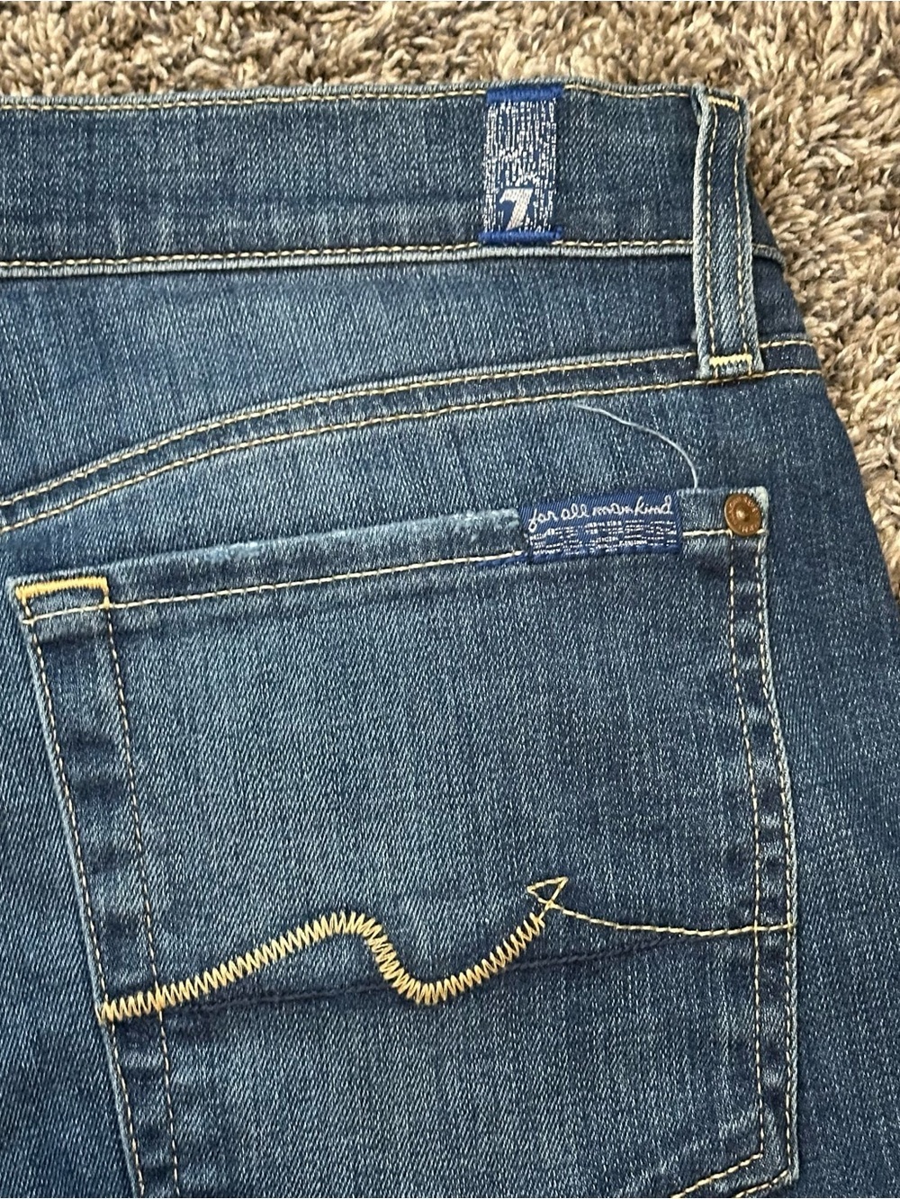 7 For All Mankind Women’s Dark Blue Skinny Jeans with Knee Distress - Picture 5 of 10